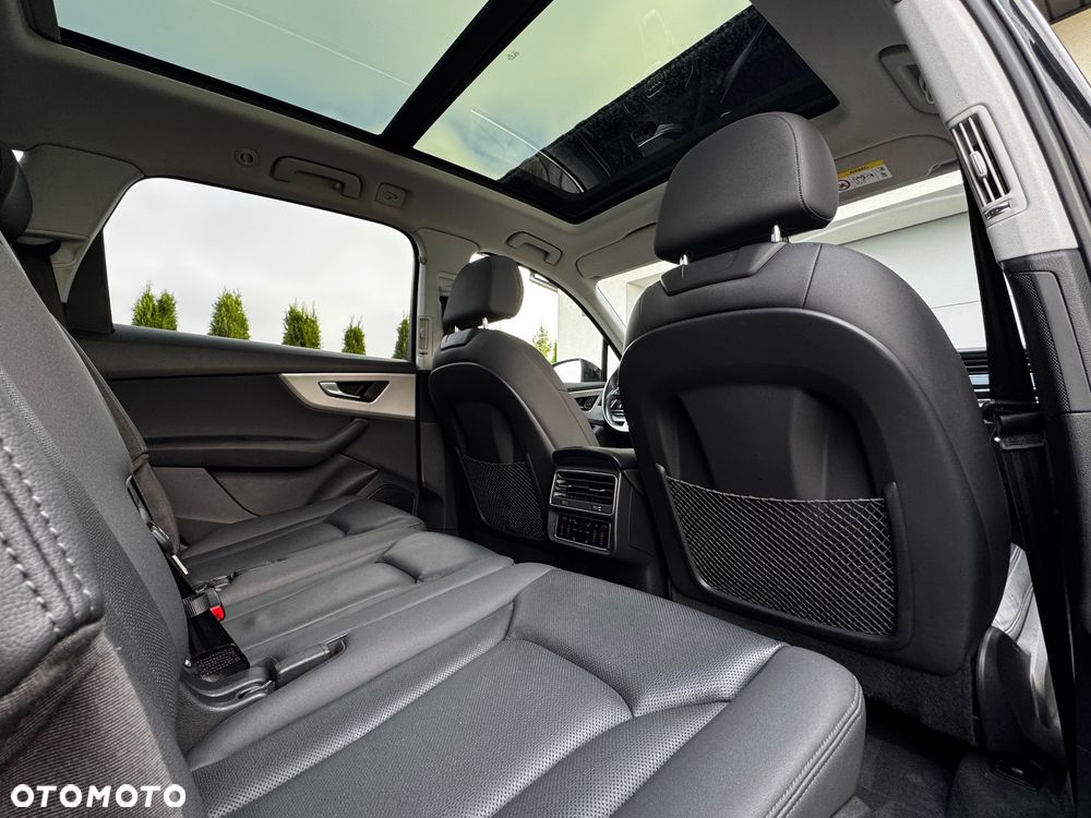 Audi Q7 2022 photo 4