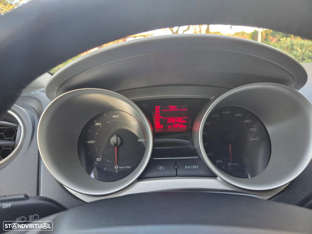 SEAT Ibiza 1.9 TDi Sport DPF - 3