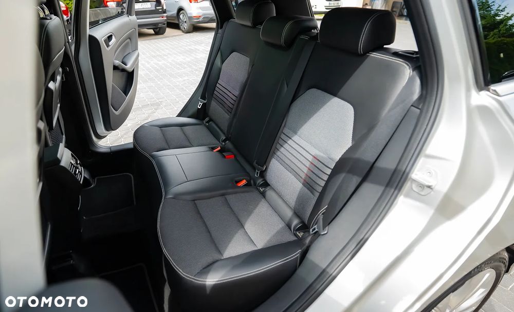 Mercedes-Benz Klasa B 180 d 7G-DCT Edition - 31