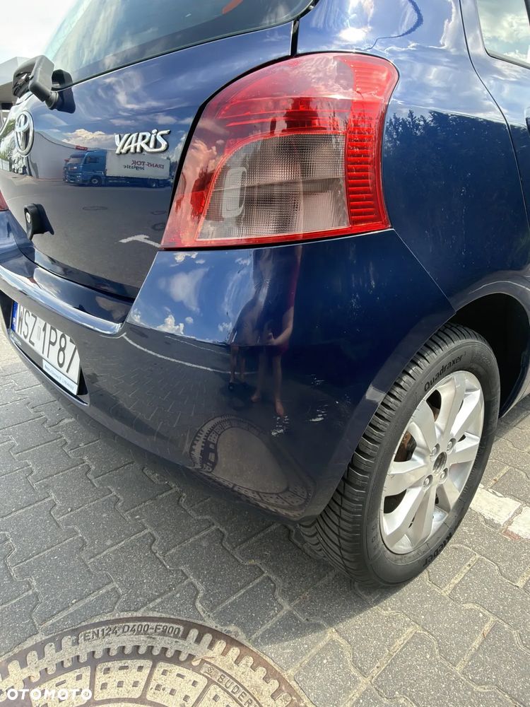 Toyota Yaris - 8