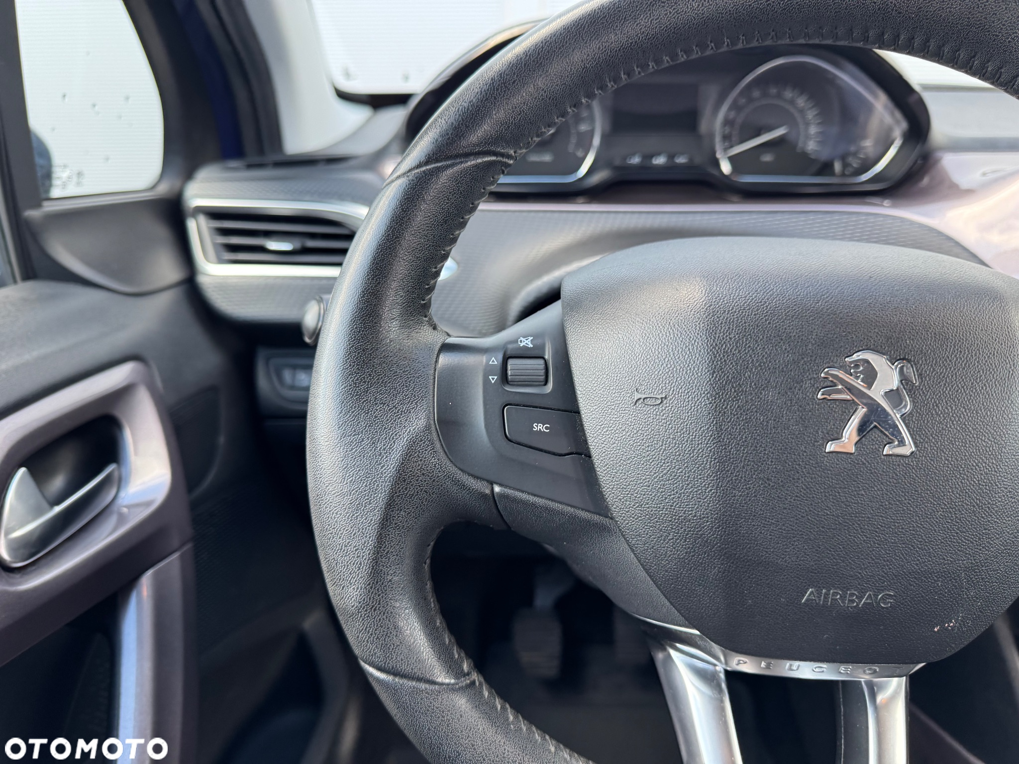 Peugeot 2008 1.2 Pure Tech Active - 14