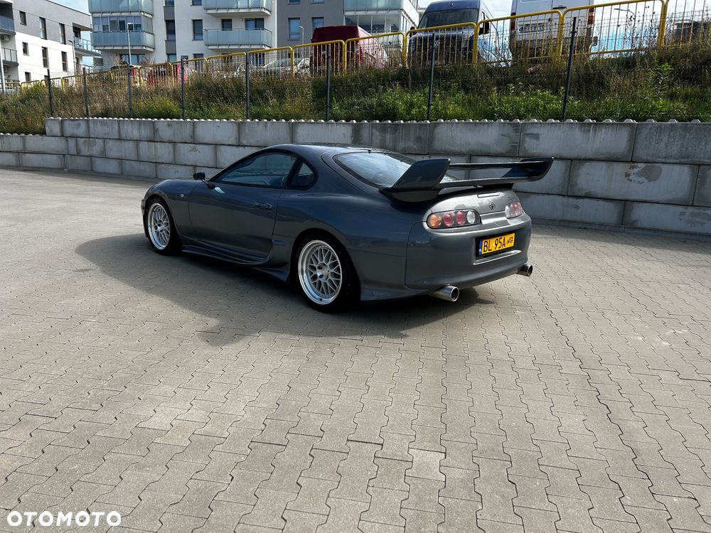 Toyota Supra - 6