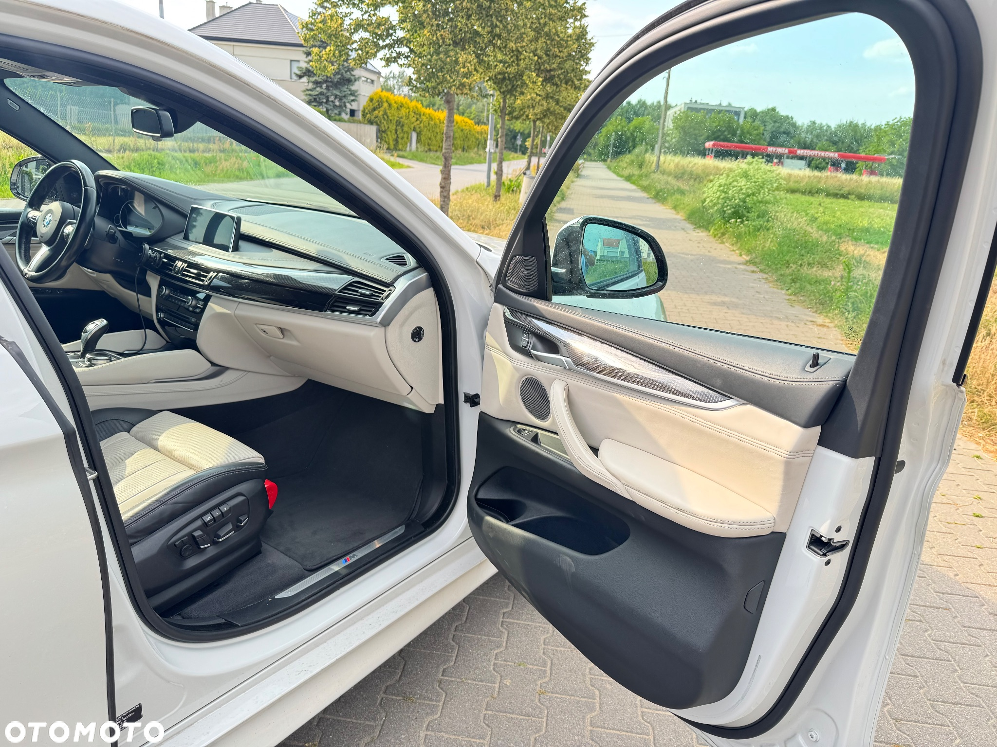 BMW X6 xDrive30d - 23
