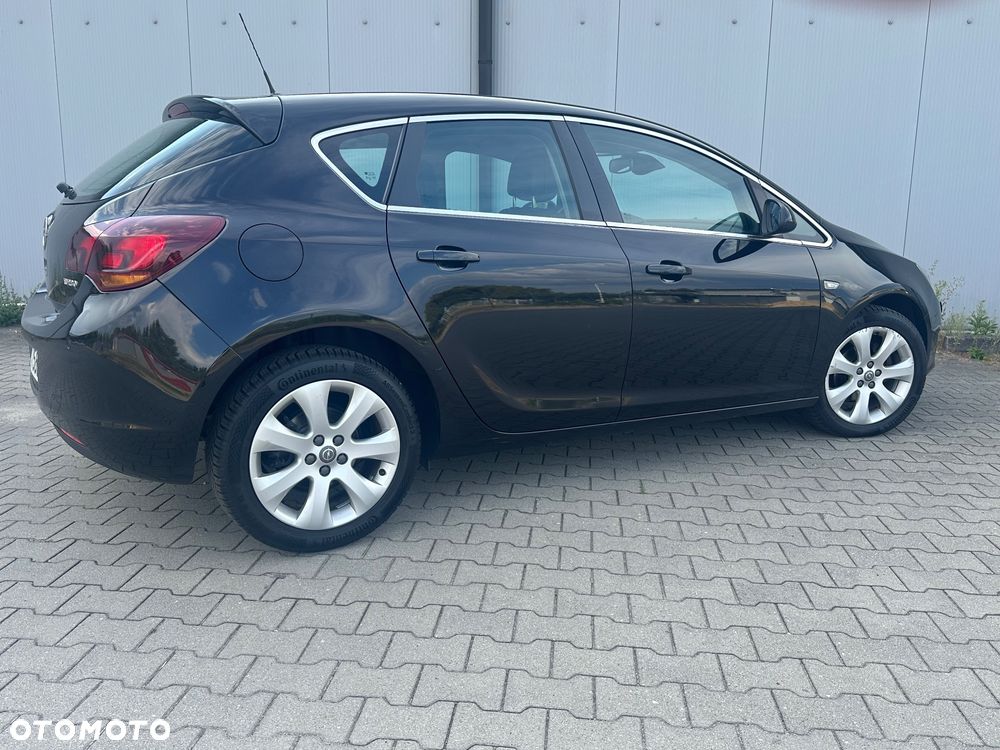 Opel Astra 1.4 Turbo Innovation - 10