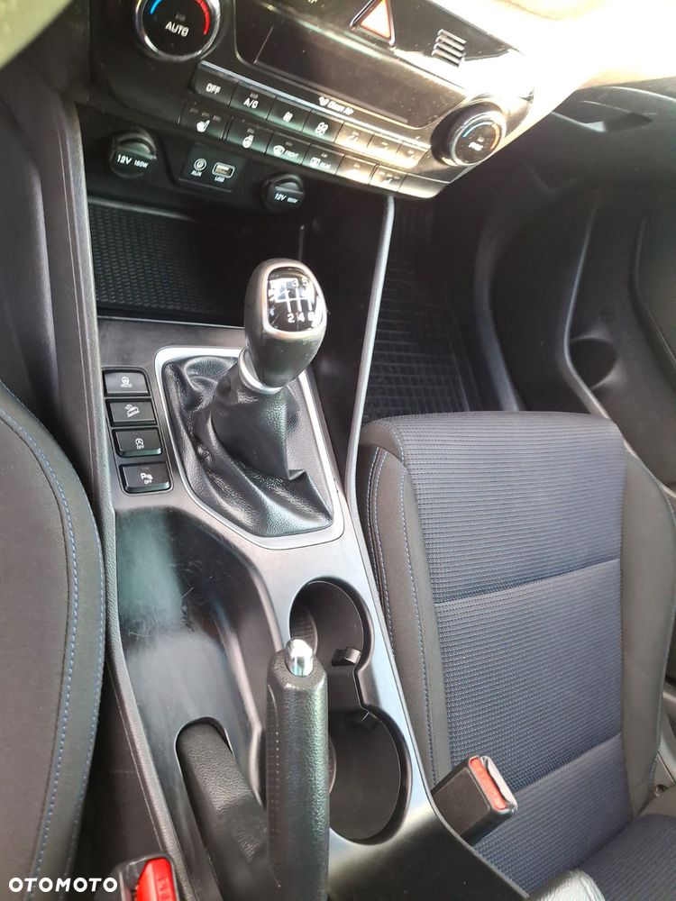 Hyundai Tucson 1.6 GDI BlueDrive Comfort 2WD - 16