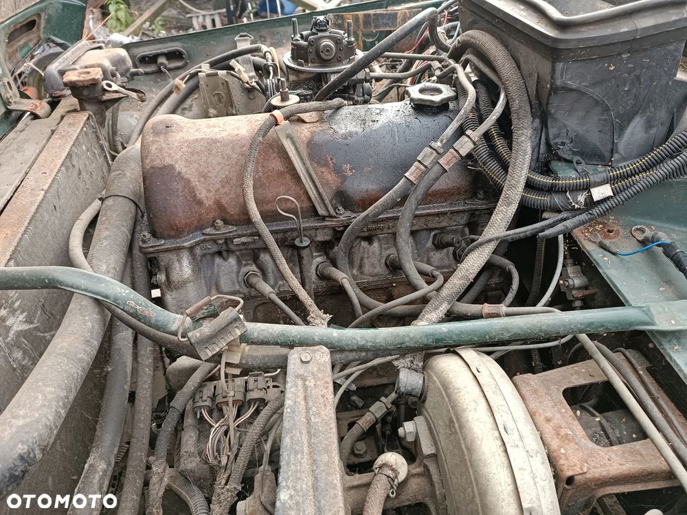 Łada 2121 Niva 2107 Silnik 1,7 Skrzynia Zawieszenie Mosty Koła Drzwi Lampy Kanapa - 5
