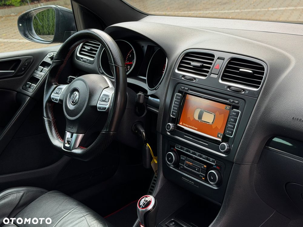 Volkswagen Golf 2.0 GTI - 29
