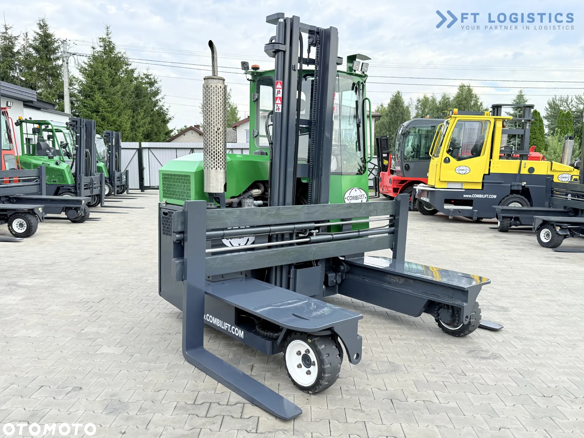 Combilift C3000 / DIESEL / DUPLEX - 4000MM / SZEROKI POZYCJONER WIDEŁ 2700MM / PEŁNA OGRZEWANA KABINA / JEDYNIE 6905H/ STAN - JAK NOWY! - 6