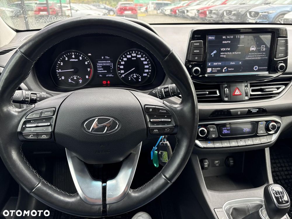 Hyundai i30 1.5 DPI Smart - 13
