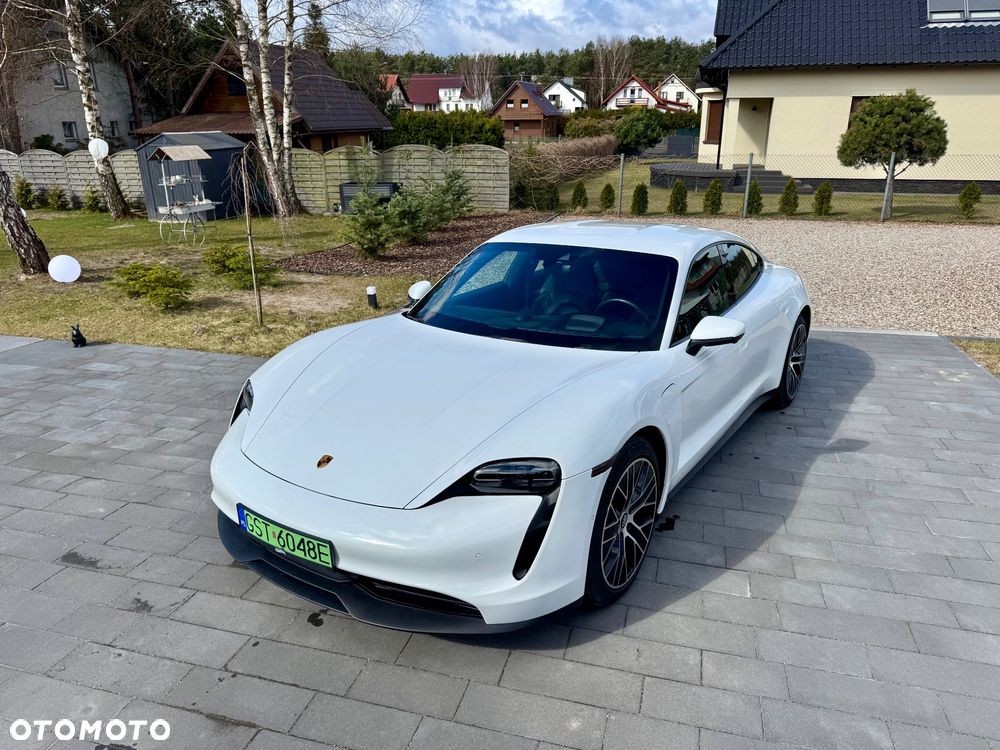 Porsche Taycan 4 - 2