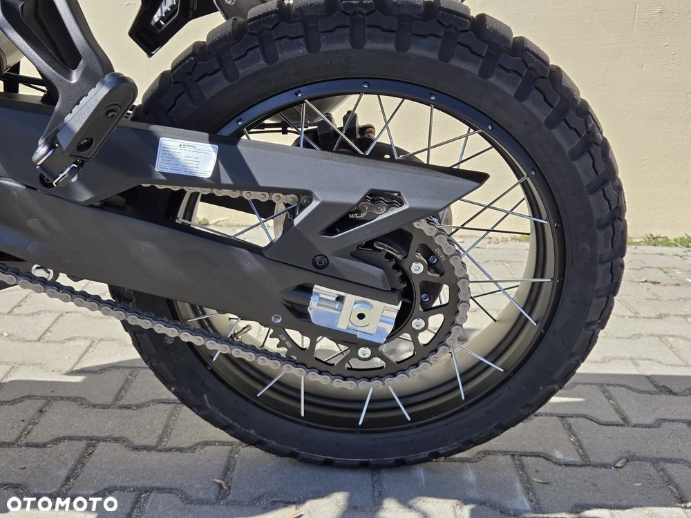 CFMoto 450MT - 8