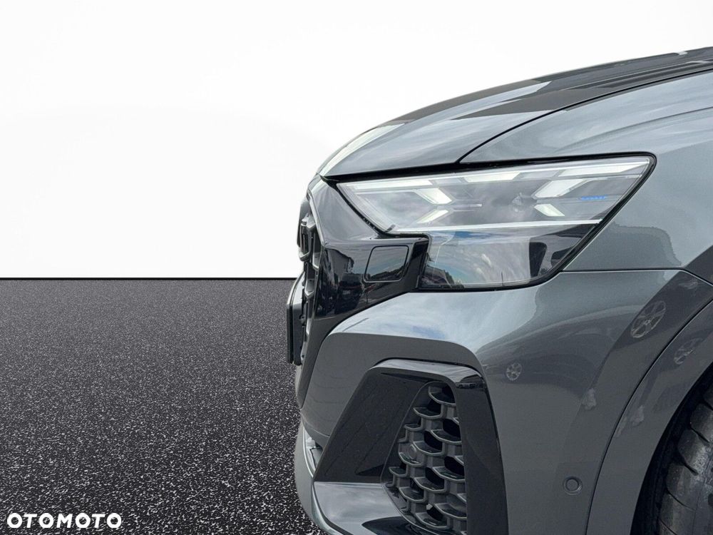 Audi Q8 - 10