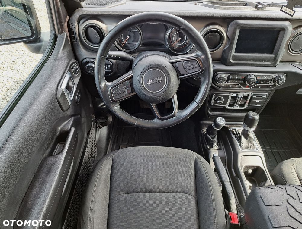 Jeep Wrangler 3.6 Unlim X - 12