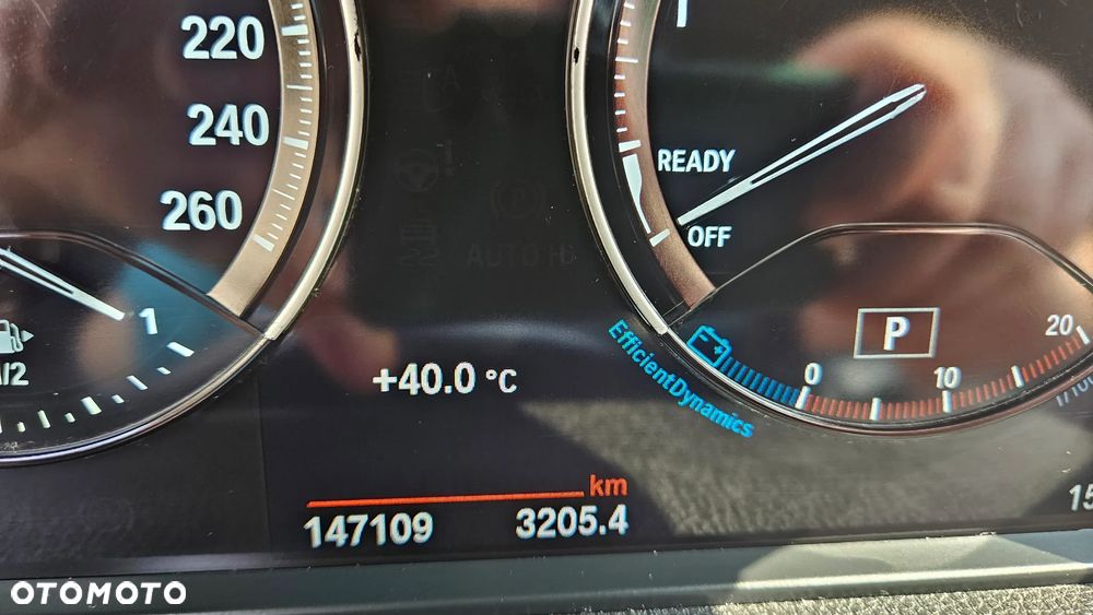 BMW Seria 2 218i - 12