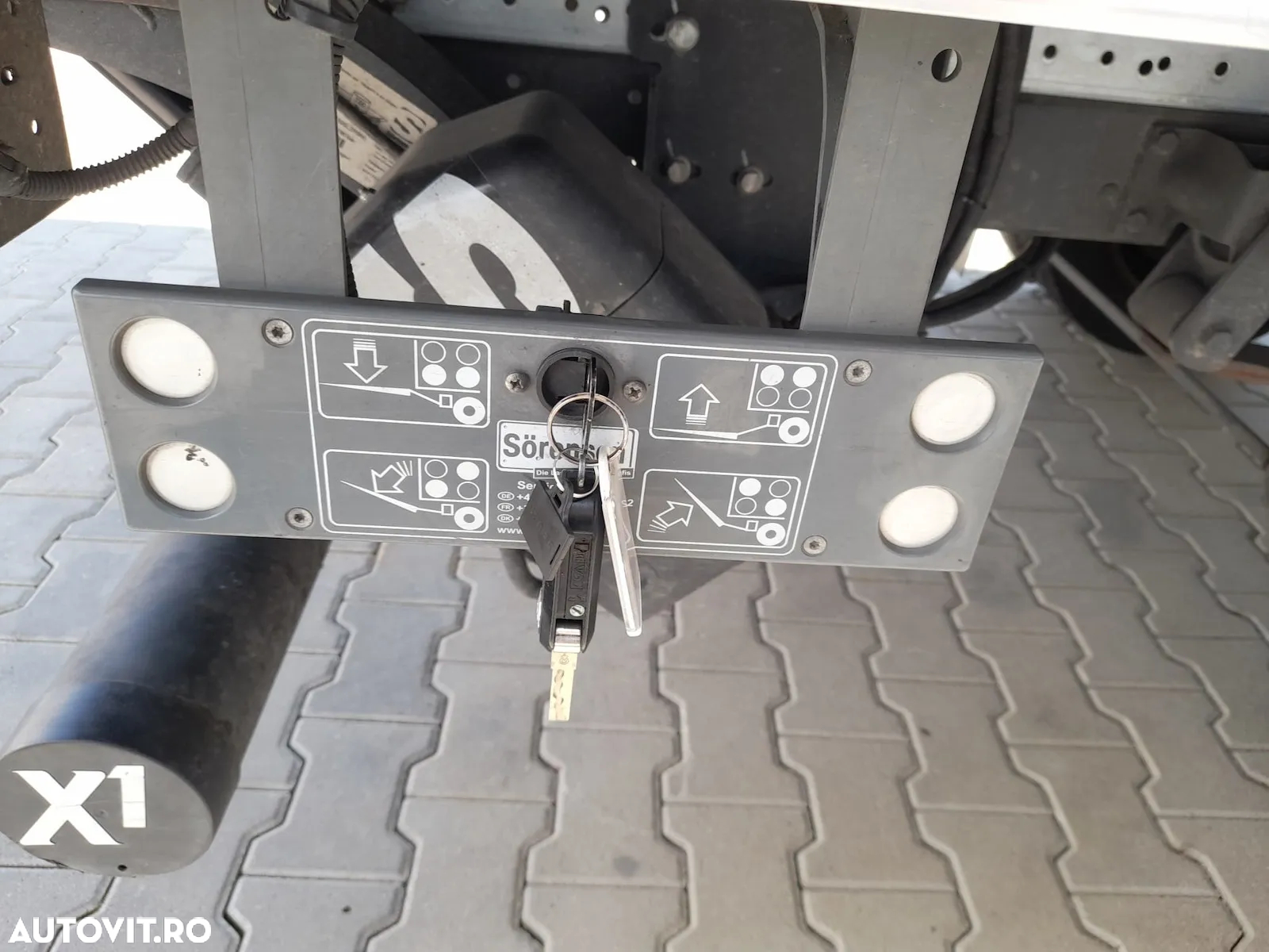 Iveco Daily 35C16H3.0 BOX+LIFT - 17