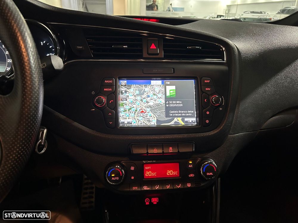 Kia Ceed 1.6 CRDi GT Line - 27