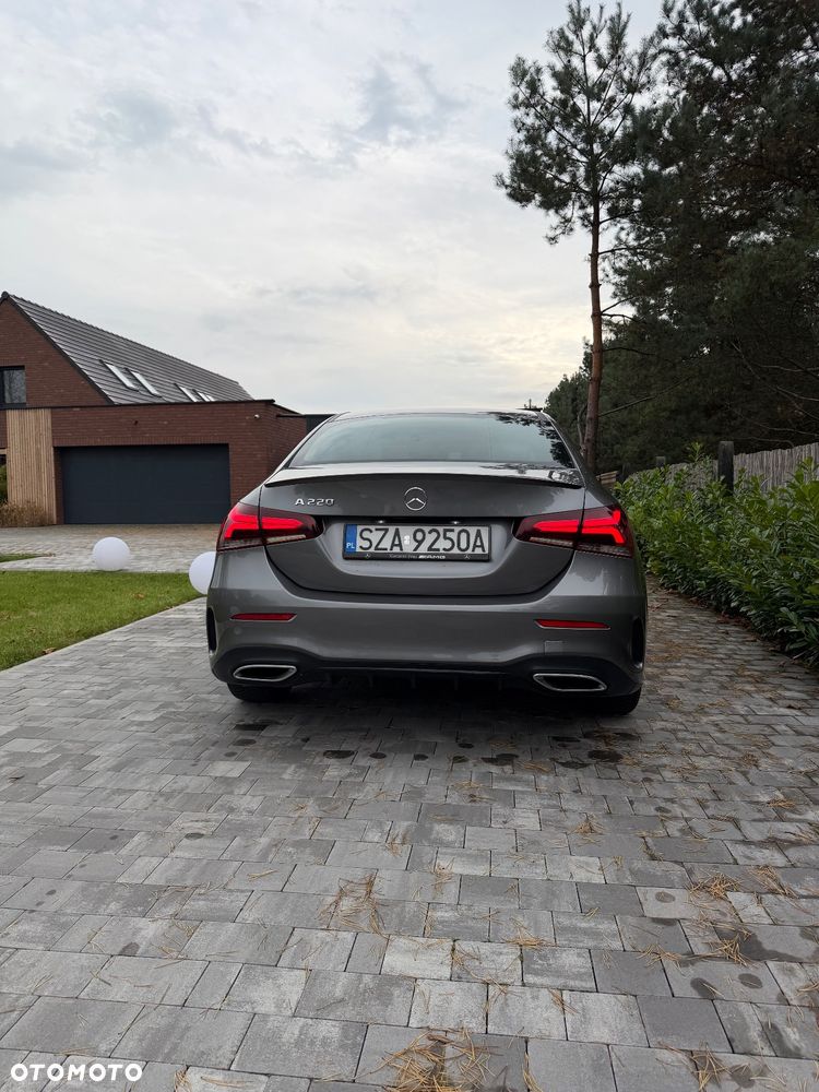 Mercedes-Benz Klasa A 220 4-Matic AMG Line 7G-DCT - 9
