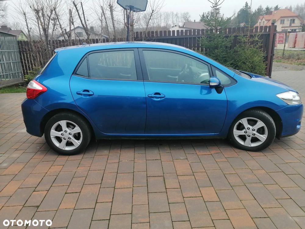 Toyota Auris 1.33 Dual-VVT-i START Edition - 3