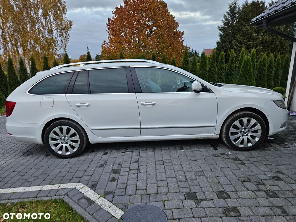 Skoda Superb 2.0 TDI Platinum DSG - 4