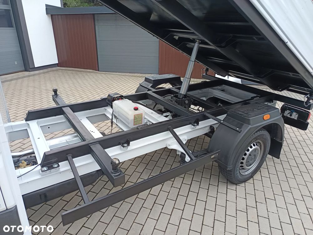 Mercedes-Benz Sprinter 903 - 25