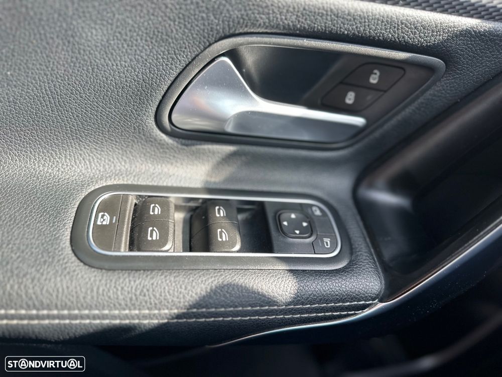 Mercedes-Benz A 180 Limousine d Business Solutions - 6