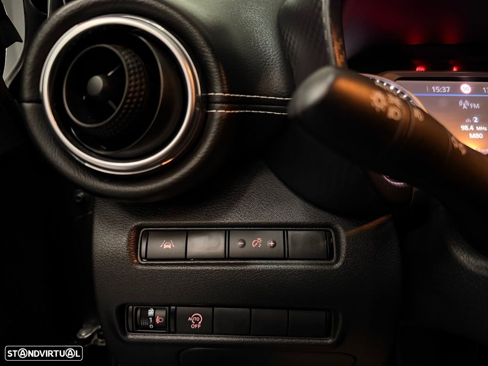 Nissan Juke 1.0 DIG-T N-Connecta NAV. DCT - 26