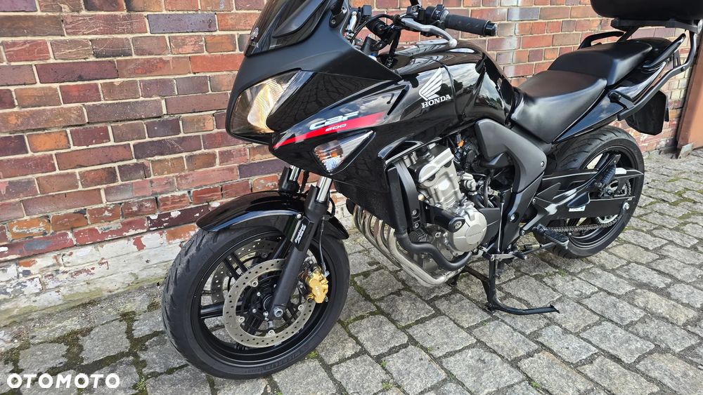 Honda CBF - 4