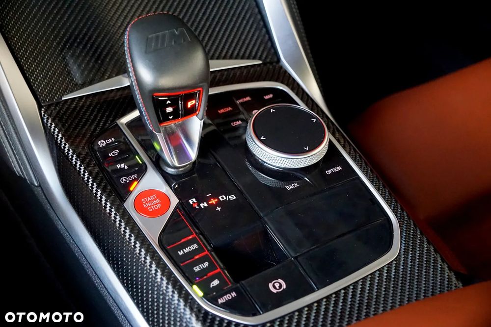 BMW M4 Competition M xDrive - 39