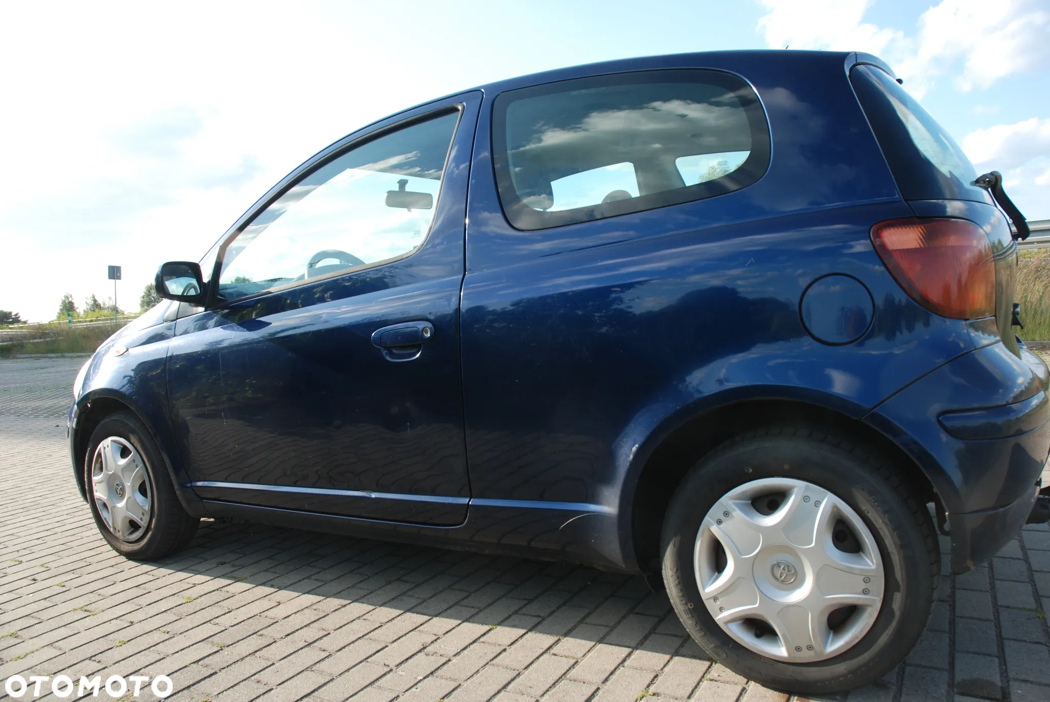 Toyota Yaris 1.0 - 2