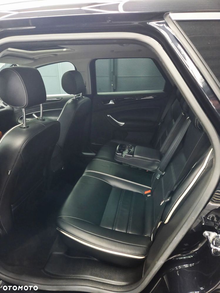 Ford Mondeo - 8
