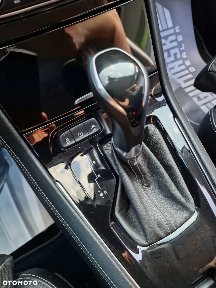 Opel Grandland X 1.6 T Ultimate S&S - 22