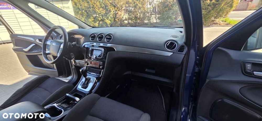 Ford Galaxy 2.0 TDCi Ghia - 35