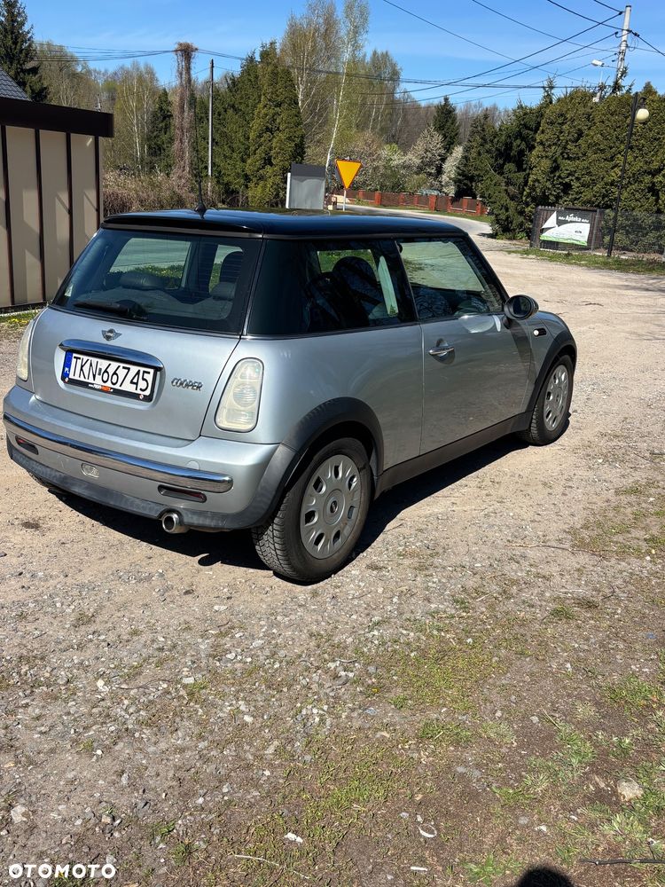 MINI Cooper Standard - 4