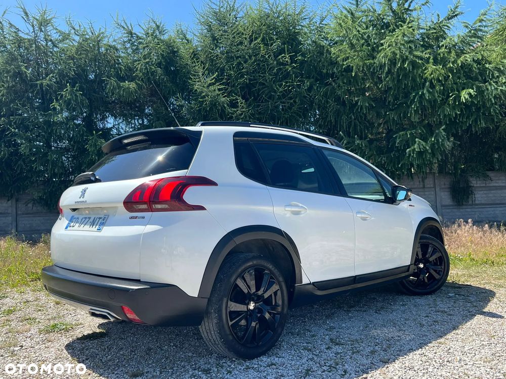 Peugeot 2008 - 11