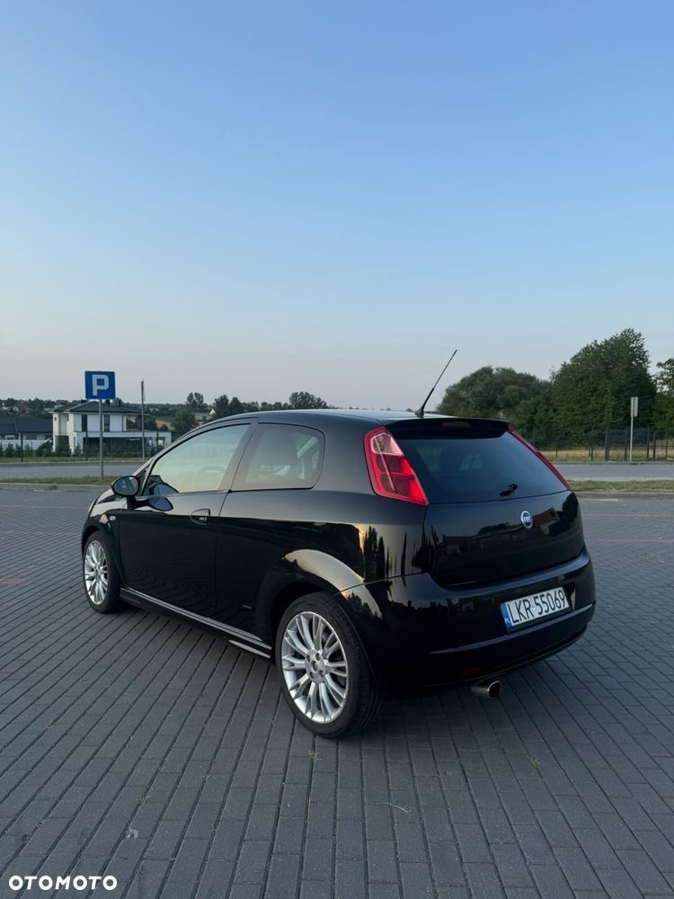Fiat Punto - 4
