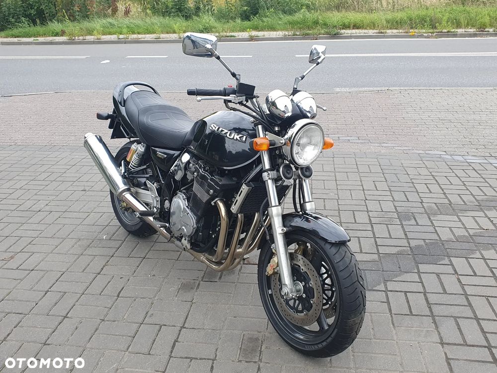 Suzuki GSX - 1