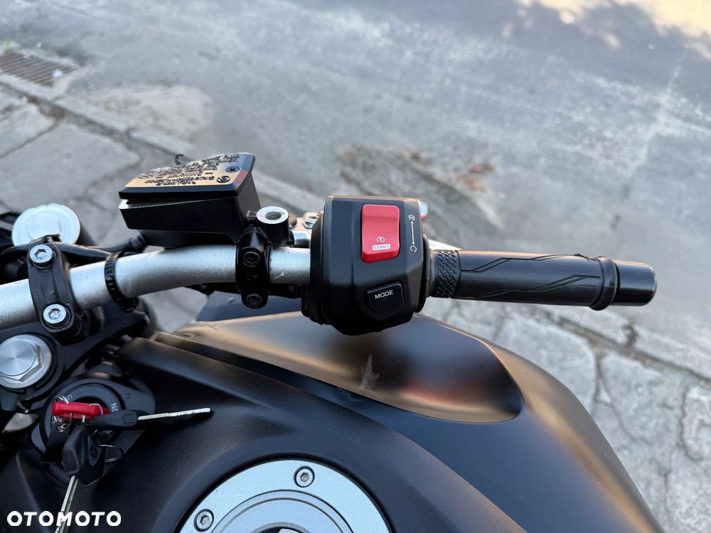 Yamaha MT - 14