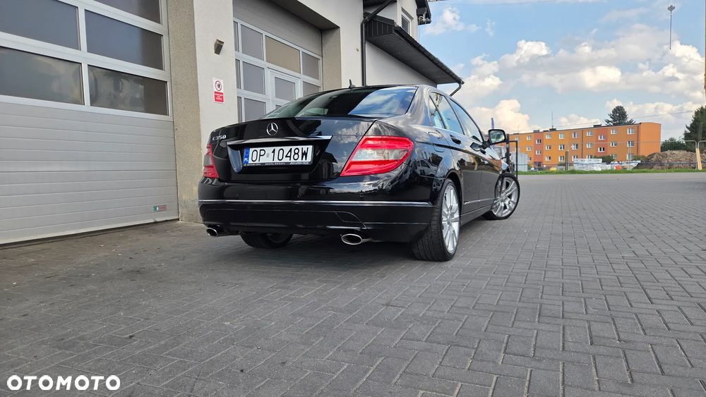 Mercedes-Benz Klasa C 350 7G-TRONIC Avantgarde - 24