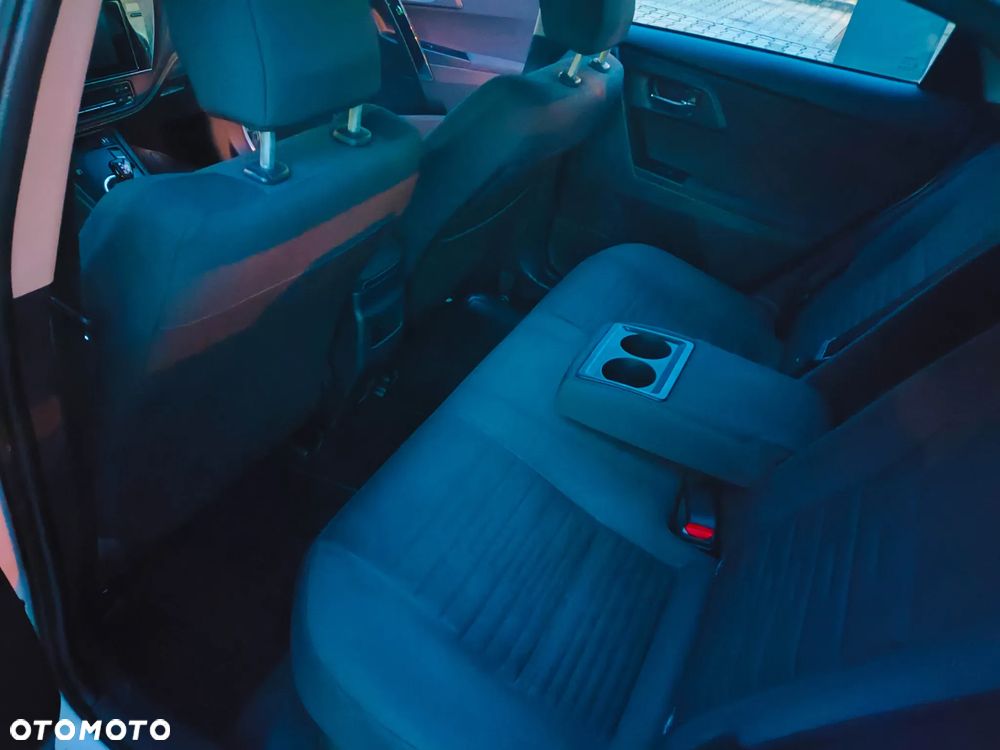 Toyota Auris Hybrid 135 Premium - 21