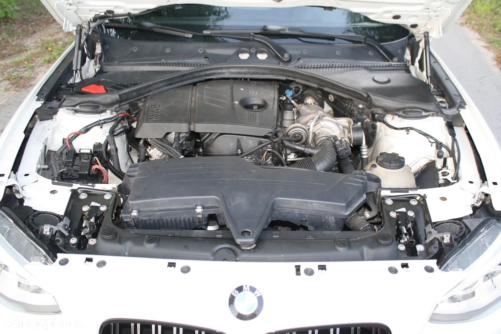 BMW Seria 1 114i Sport Line - 26
