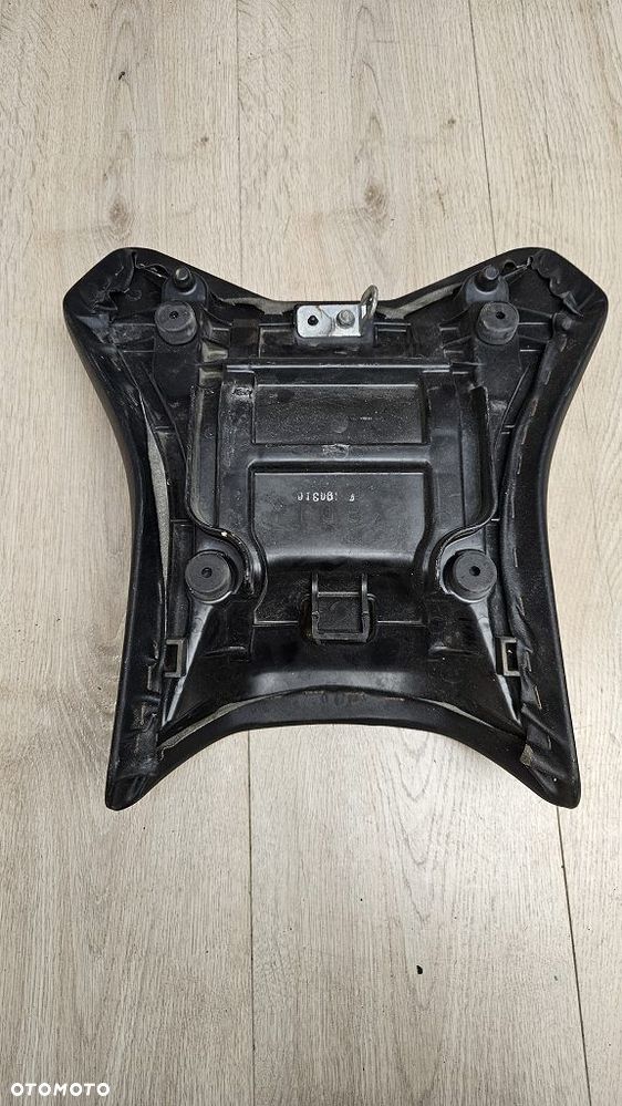 Siedzenie Kanapa Przód Kierowcy Yamaha FZ1 Fazer 1000 (2006-2015) - 8