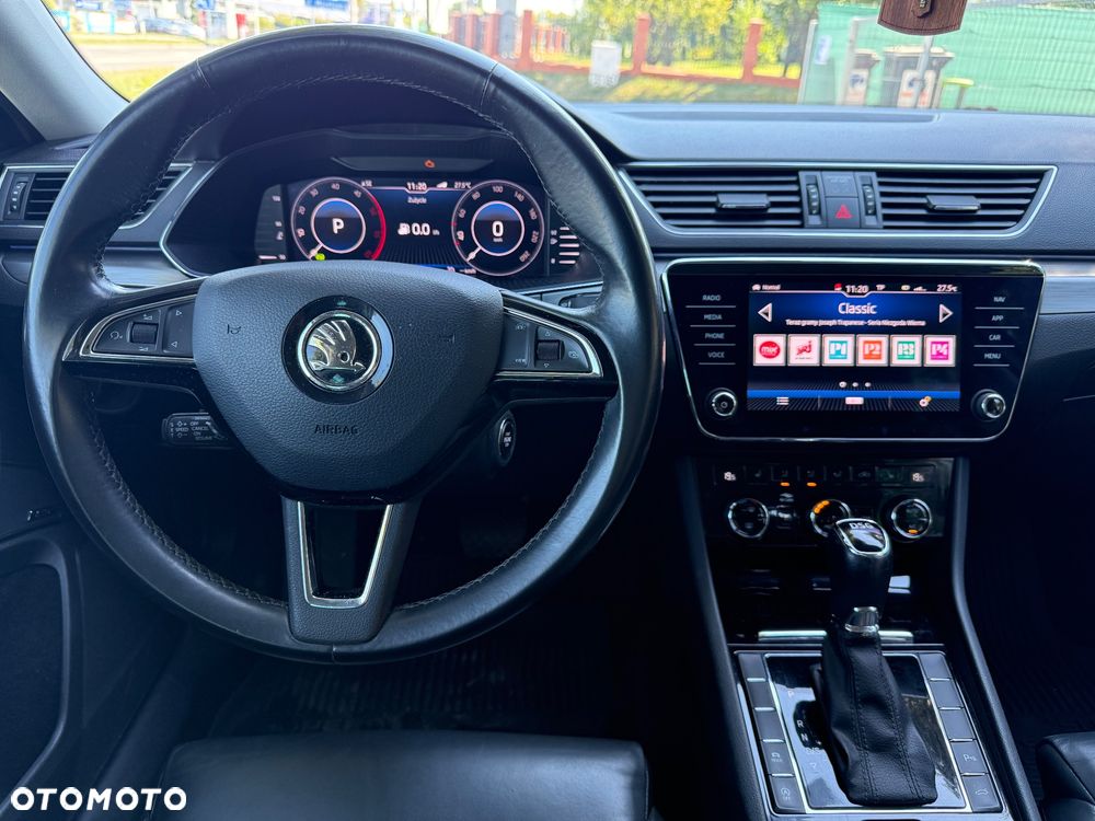 Skoda Superb 2.0 TDI DSG Premium Edition - 16