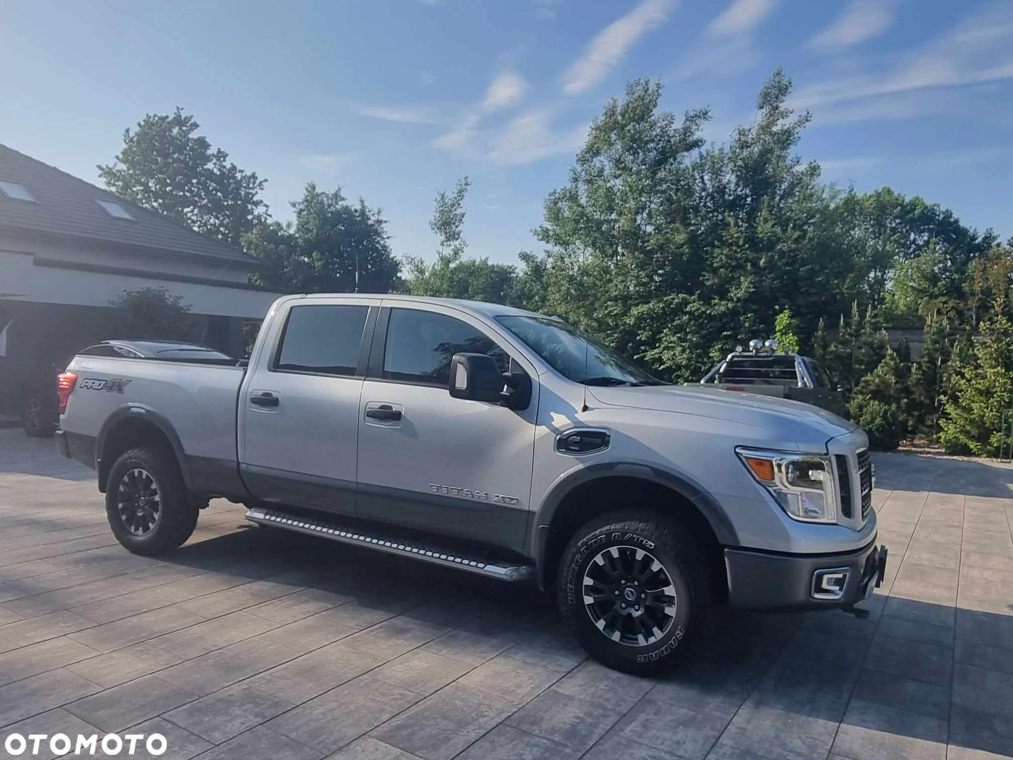 Nissan Titan - 10