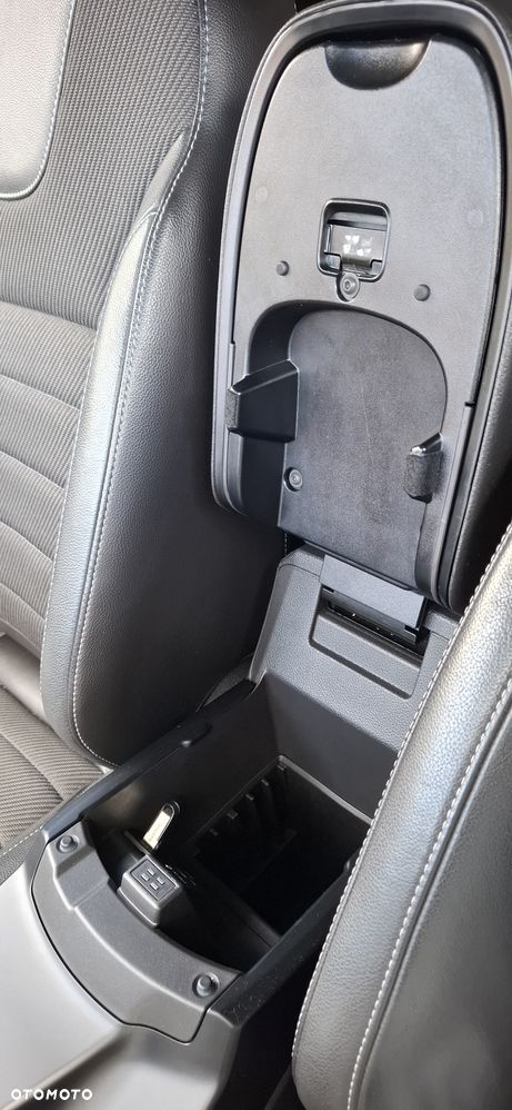 Ford Kuga - 14