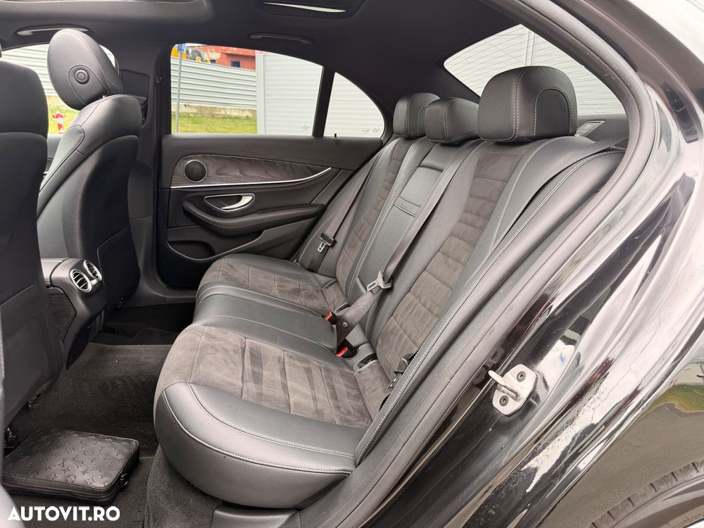 Mercedes-Benz E 200 d 9G-TRONIC AMG Line - 11