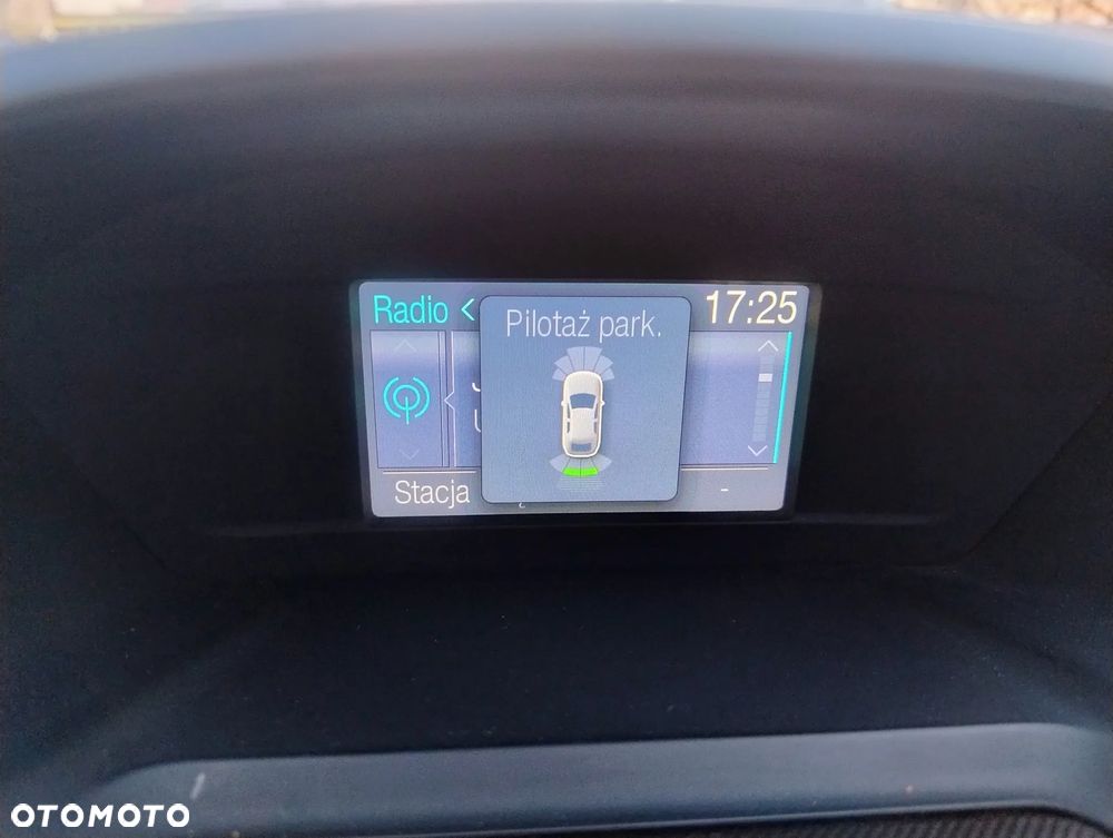 Ford Grand C-MAX 1.6 Titanium - 15