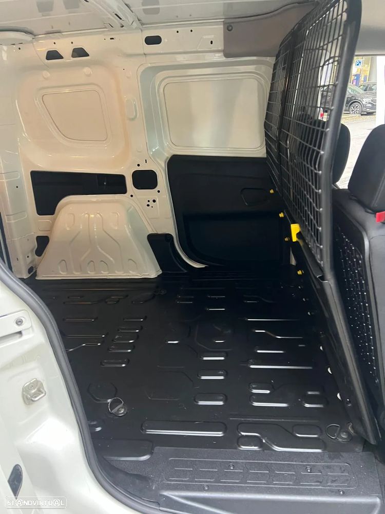 Fiat Fiat Doblo 1.3Multijet  3Lug. C/IVA DEDUTIVEL - 31