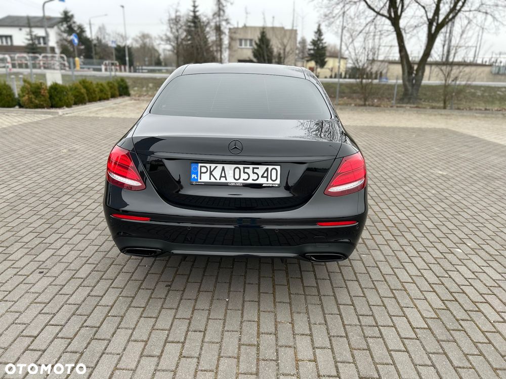 Mercedes-Benz Klasa E 220 d 9G-TRONIC AMG Line - 8