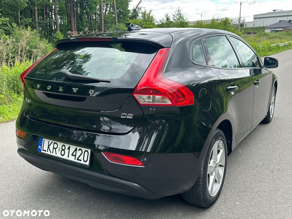 Volvo V40 D2 Kinetic - 24