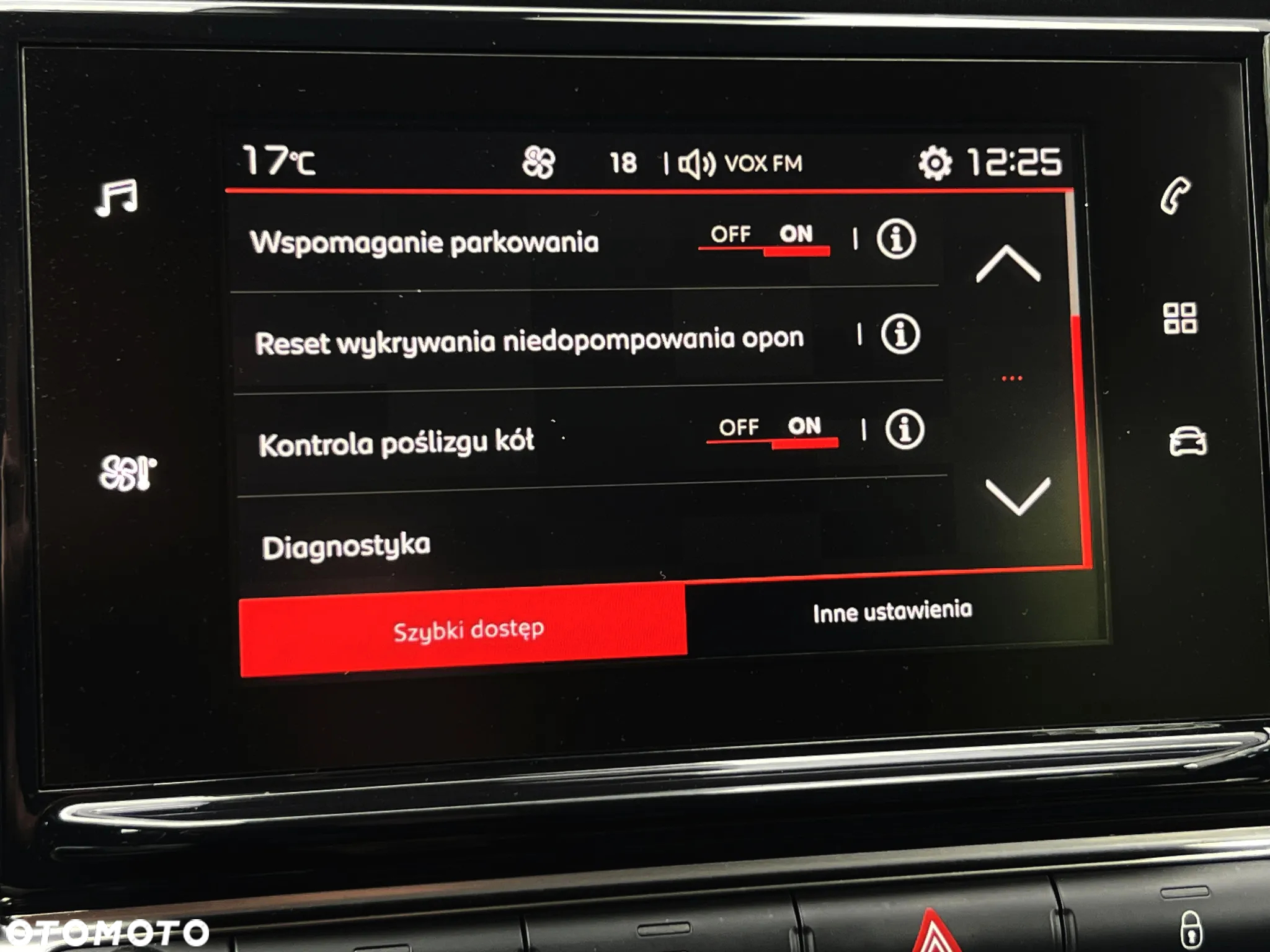 Citroën C3 Aircross 1.6 BlueHDi Shine S&S - 38